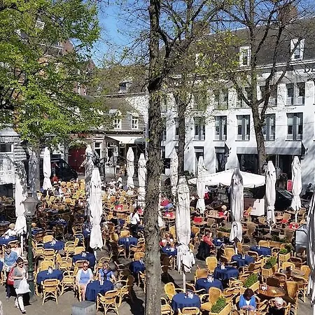 Derlon 4* Maastricht