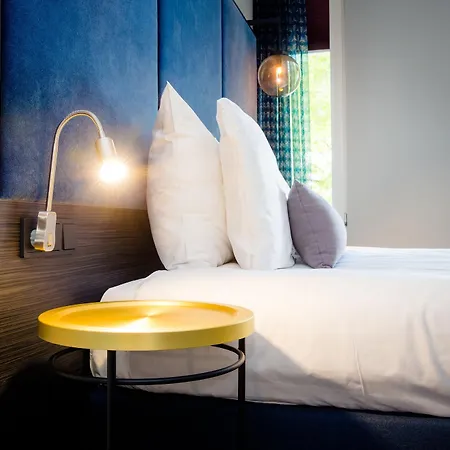 Derlon Hotel