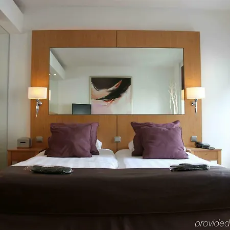 Hotel Derlon 4*